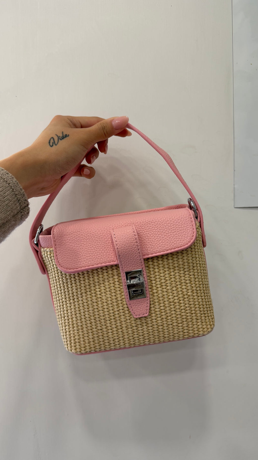 Borsa Capri