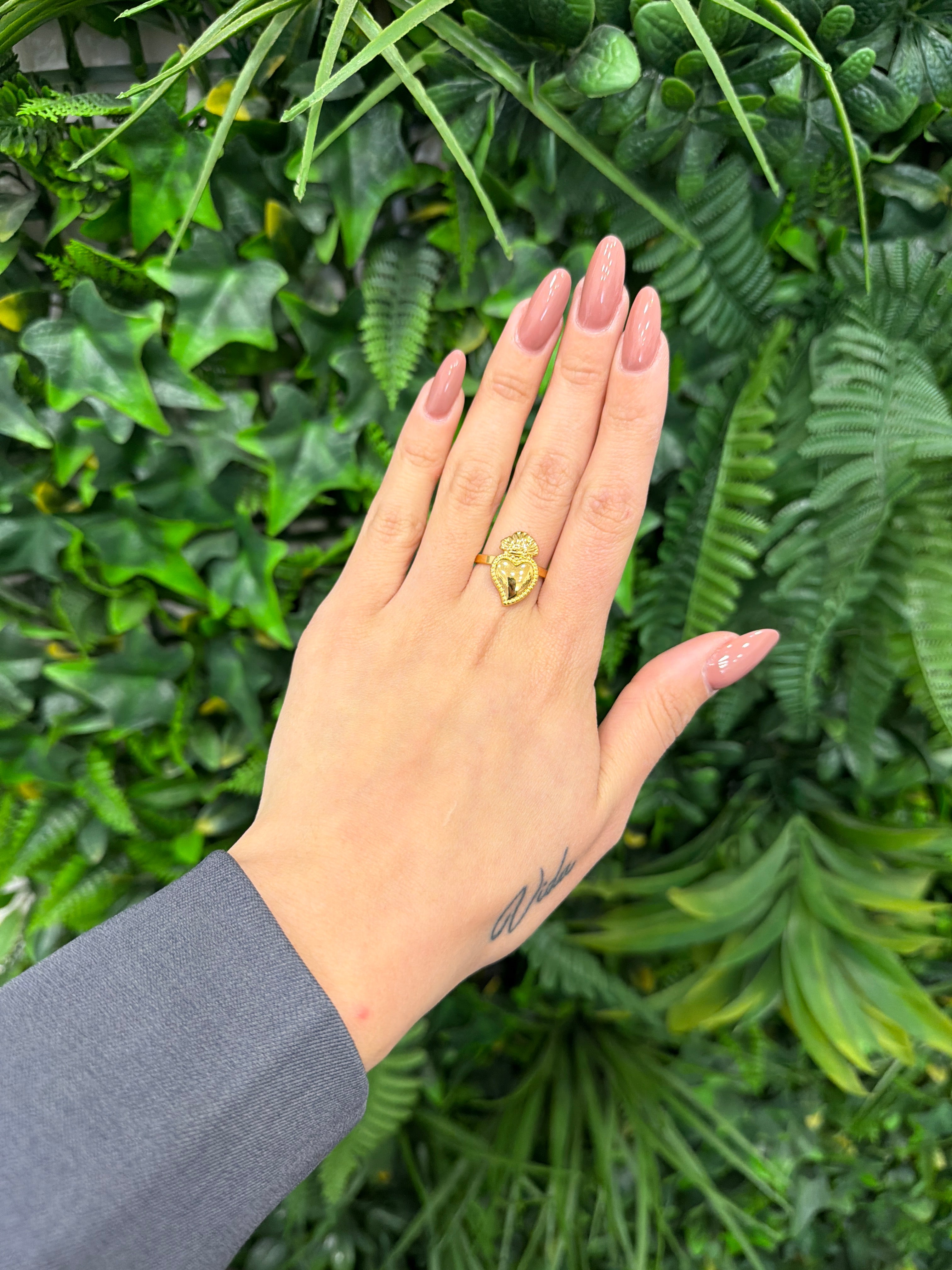 Anello cuore sacro grande