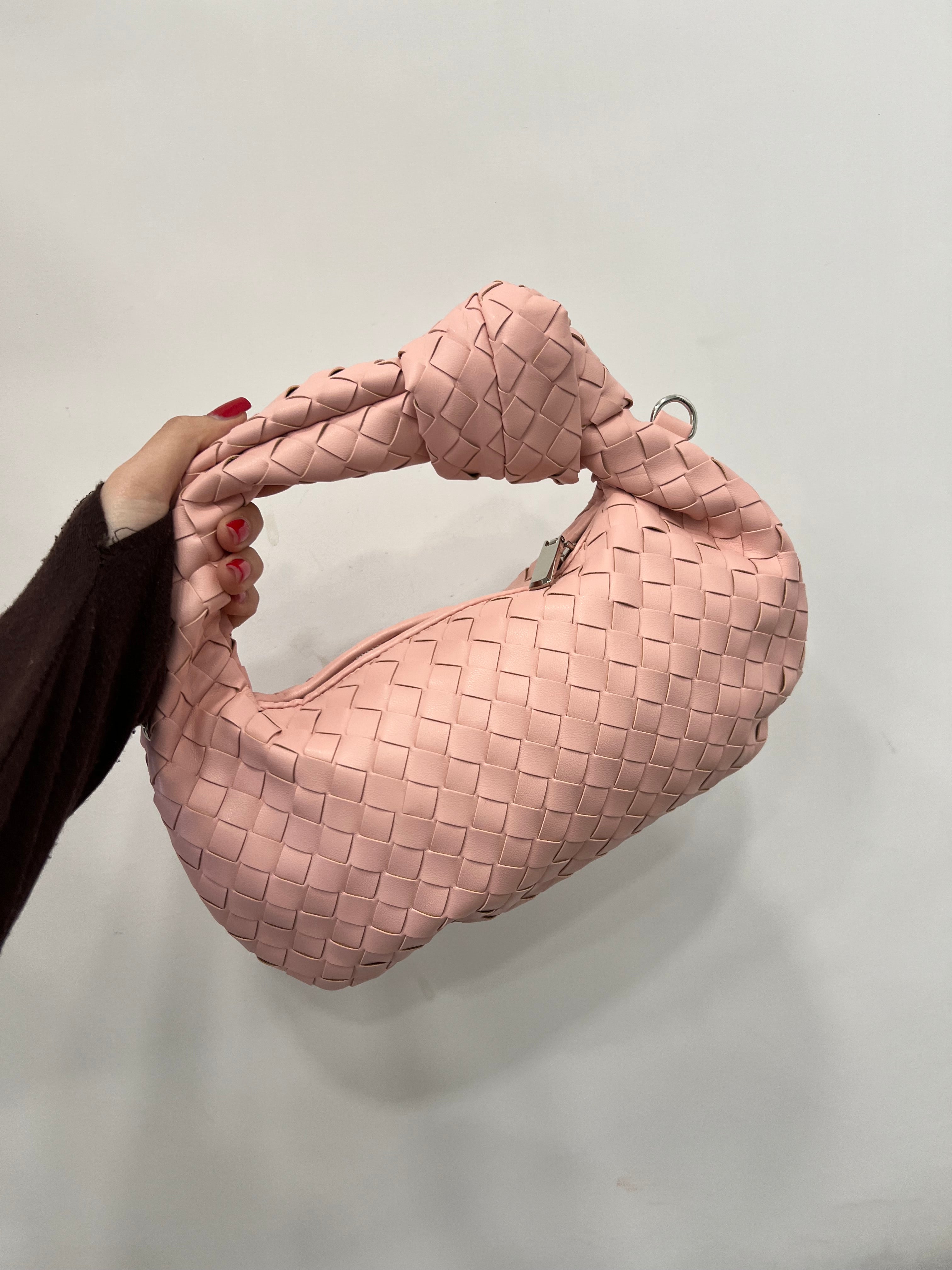 Borsa Kate