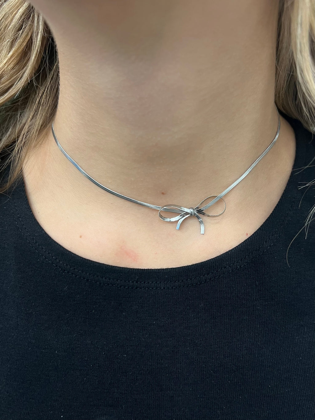 Choker fiocco