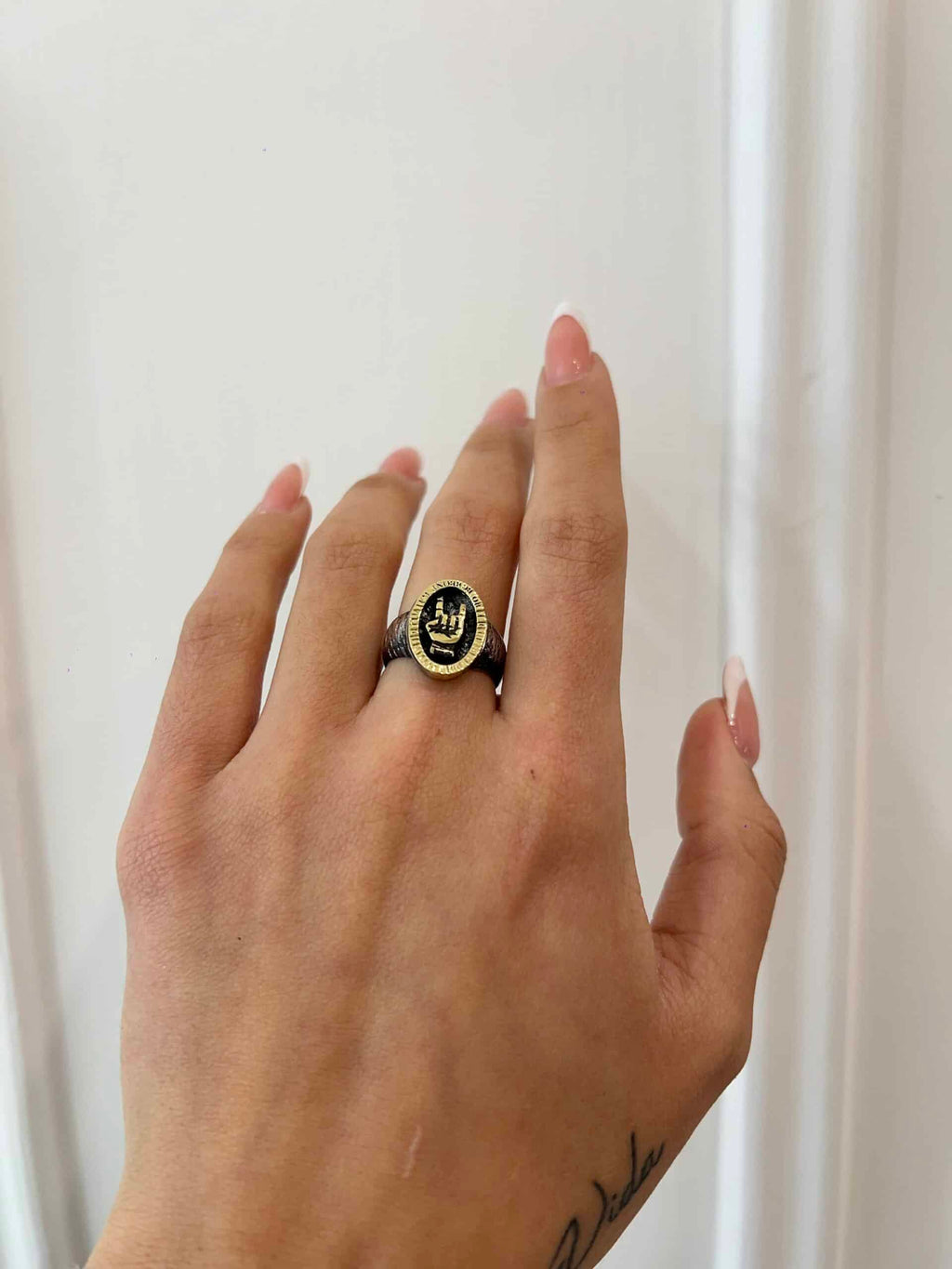 Anello corna image 0