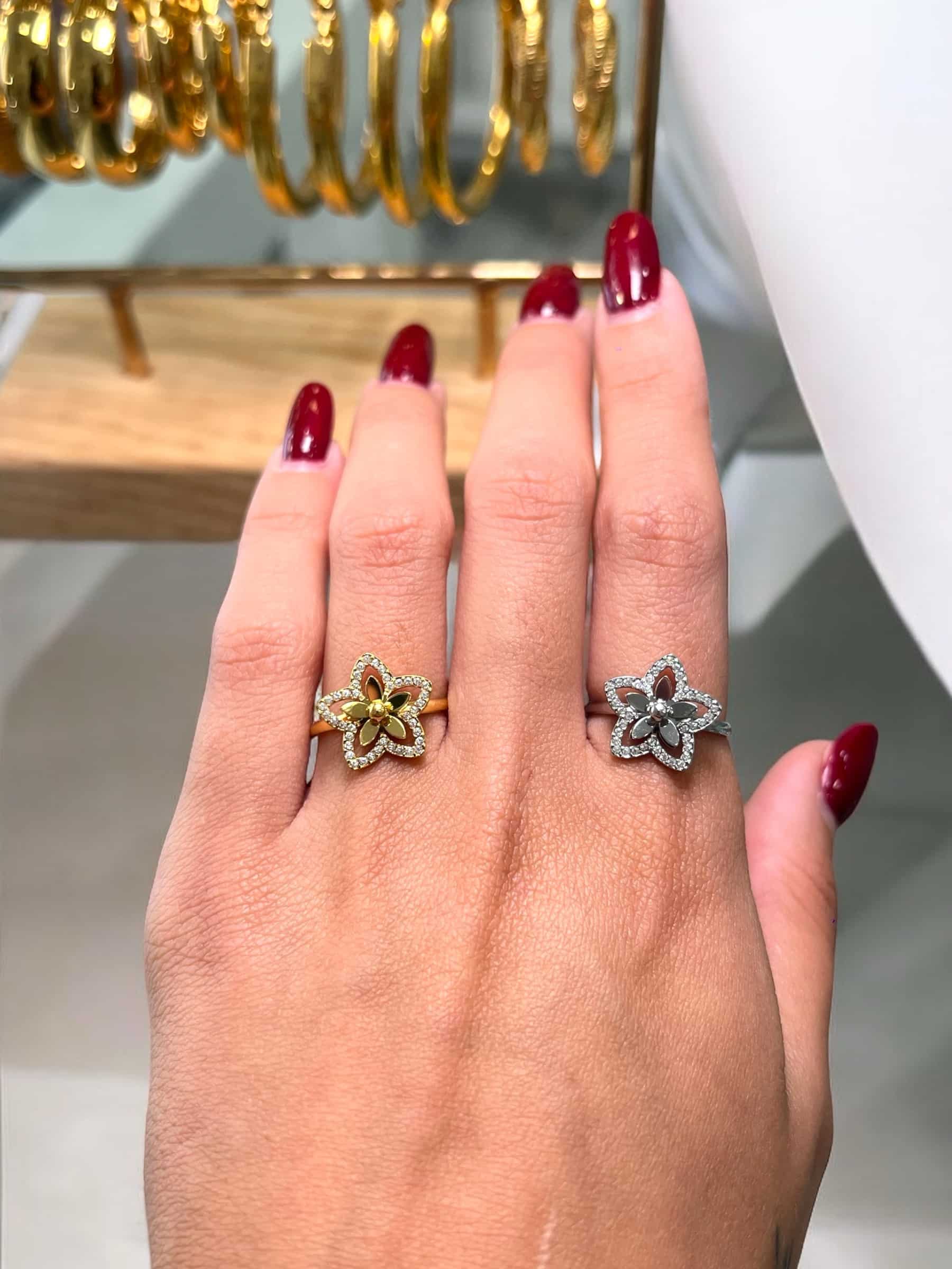 Anello Flower strass image 1